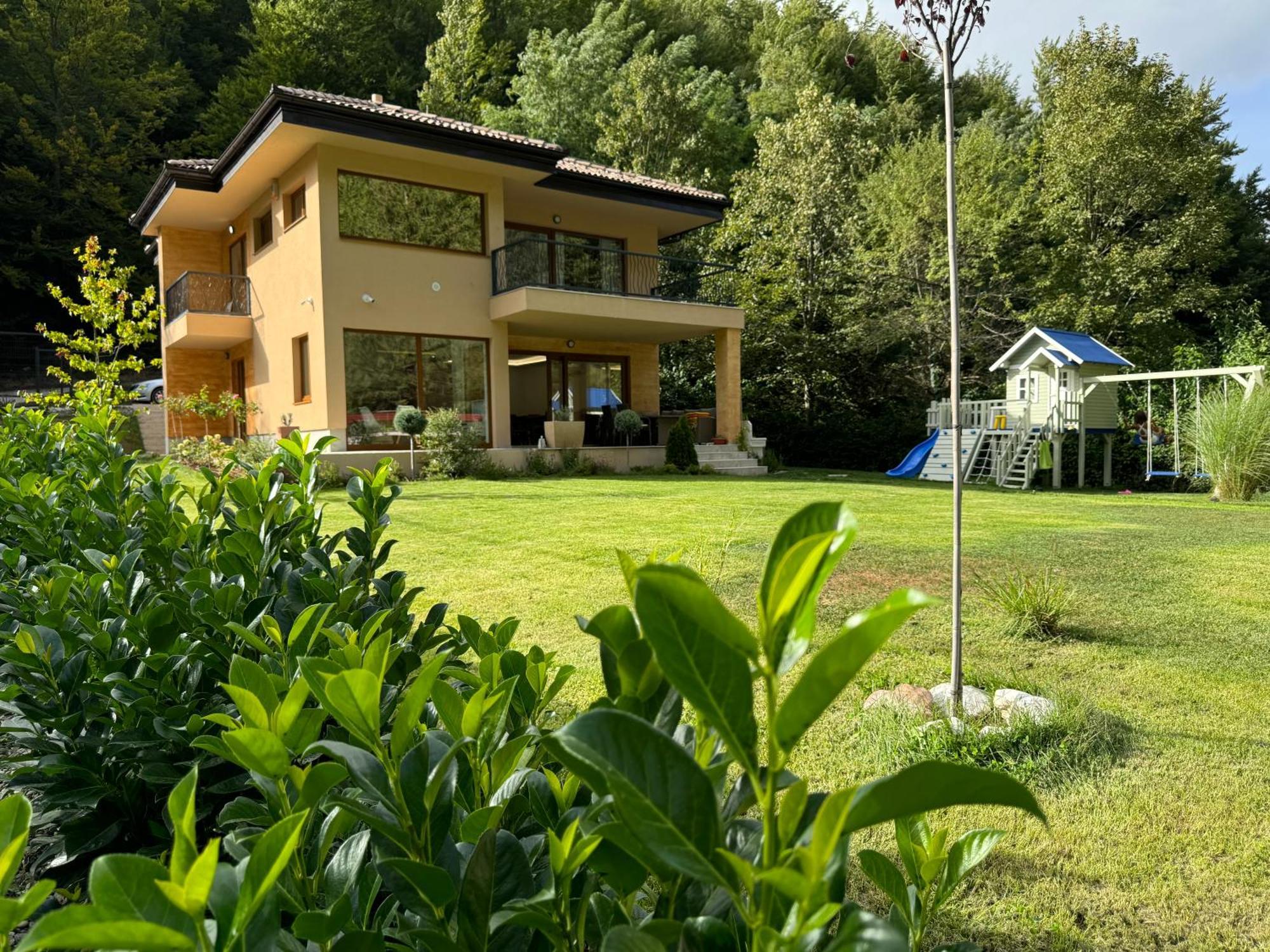 Rivus Villa *